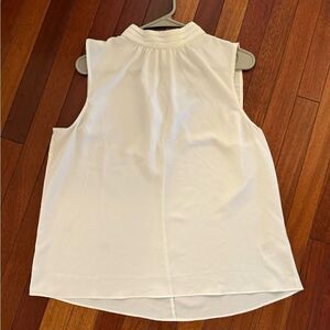 H&M off-white sleeveless top, women’s large, ties at neck in back